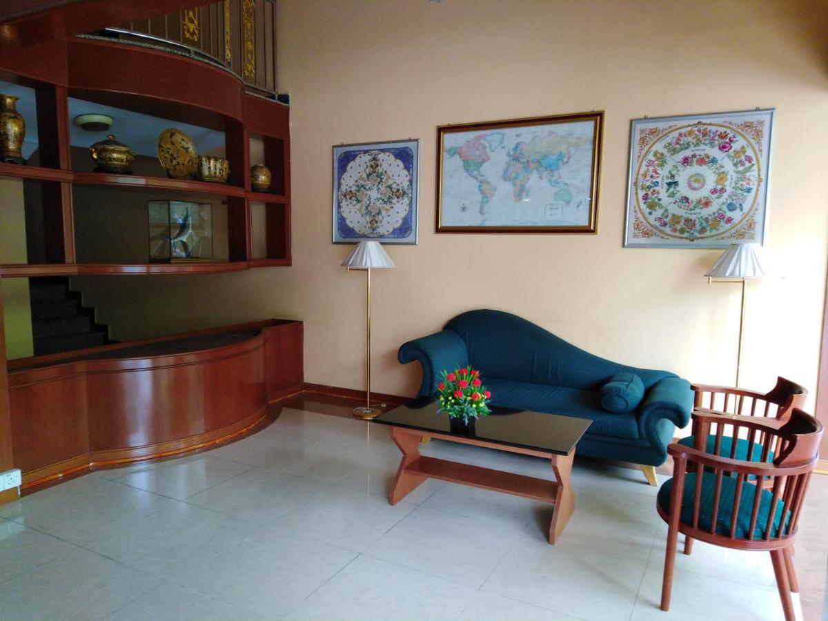 Sara Hotel Лабуан Экстерьер фото