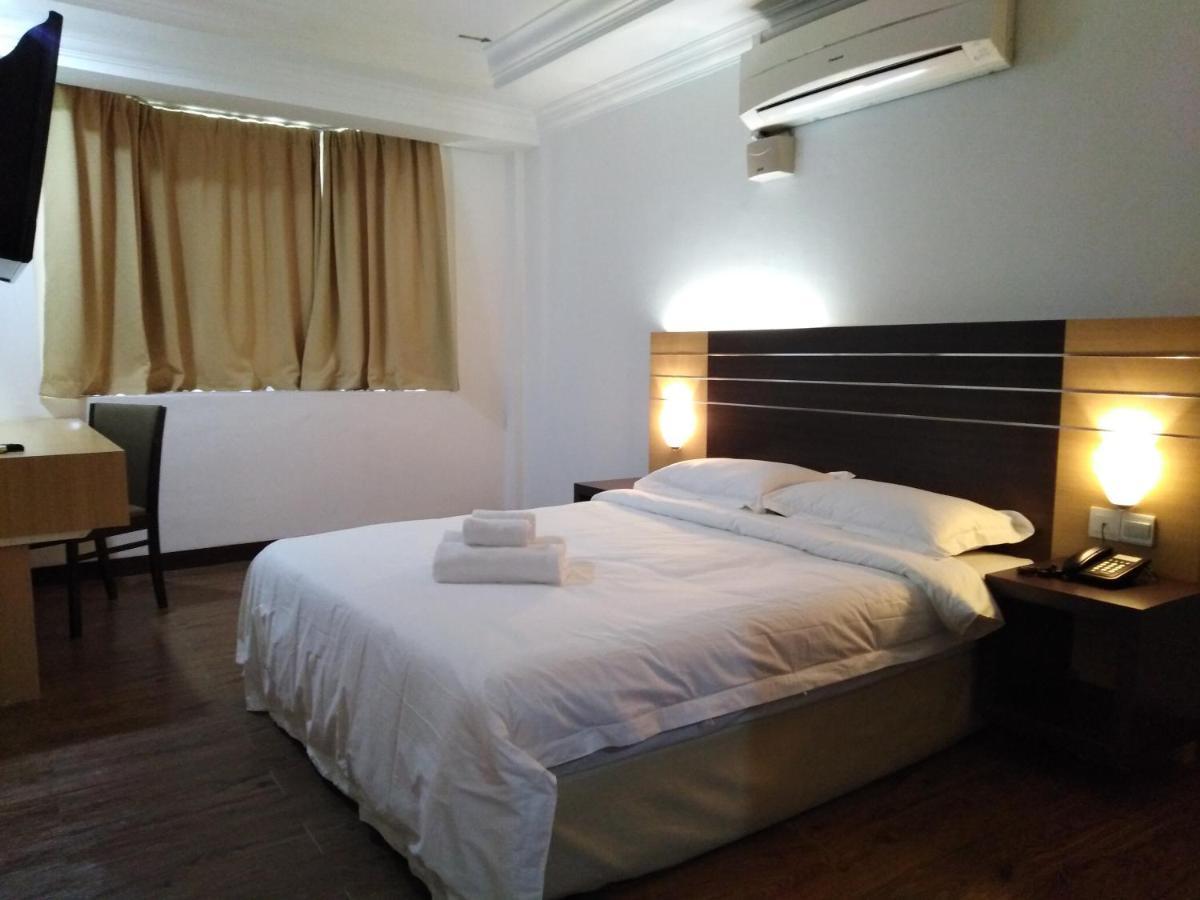Sara Hotel Лабуан Экстерьер фото