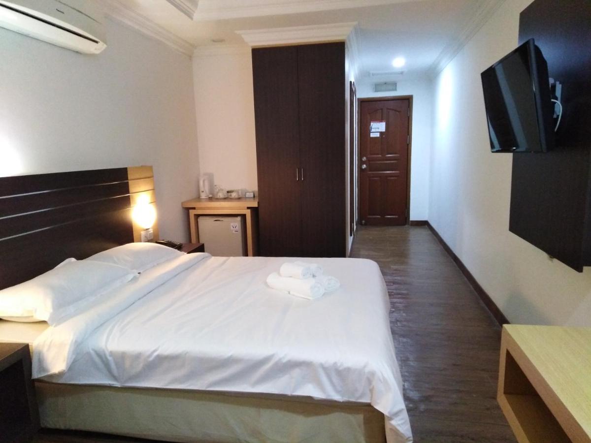 Sara Hotel Лабуан Экстерьер фото